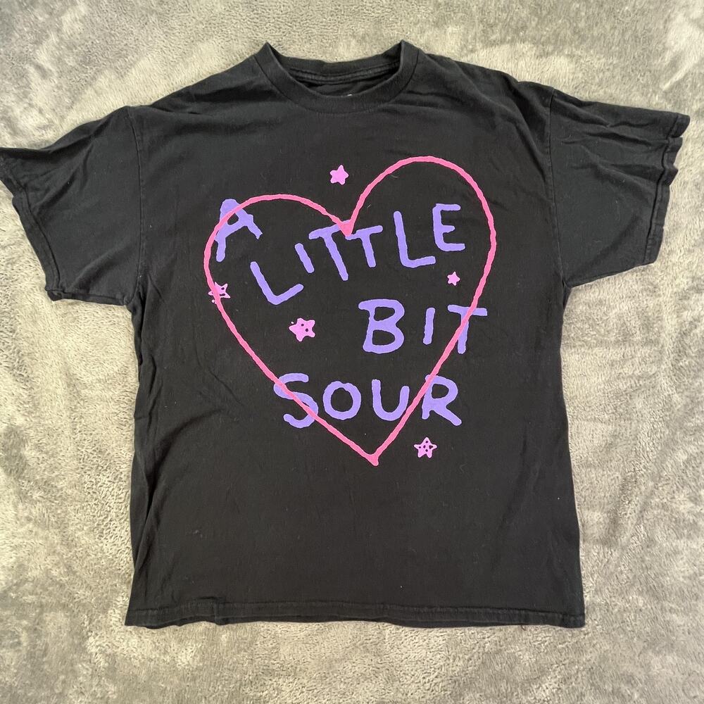 Olivia Rodrigo Shirt Mens Large Black Sour Tour 2022 Concert Little Bit Sour USA